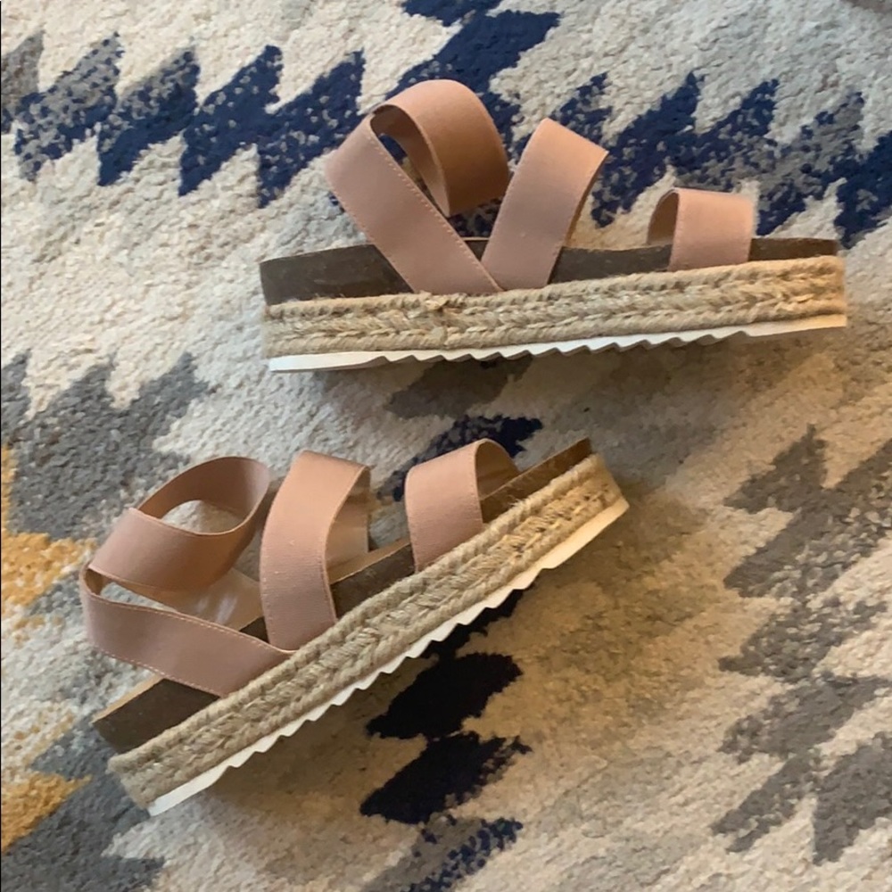 Sandal platform